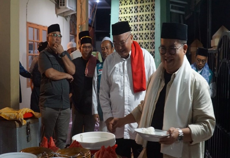 Wabup Kukar Sahur Bareng dengan Masyarakat Marangkayu, Warga Mengaku Bangga