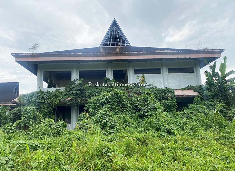 Pembangunan Gedung Unikarta di Tenggarong Seberang Masih Dalam Kajian, Sekda Kukar : Status Lahan Kepemilikan Masuk BPKAD