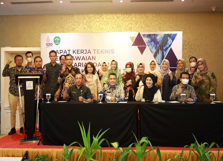 Riza Minta Lakukan Perbaikan dan Penyederhanaan Sistem Administrasi