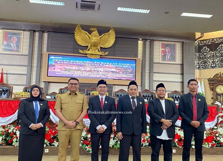 Ahmad Akbar Haka Saputra Resmi Dilantik sebagai Anggota DPRD Kukar: Siap Dorong Budaya dan Dengar Aspirasi Warga