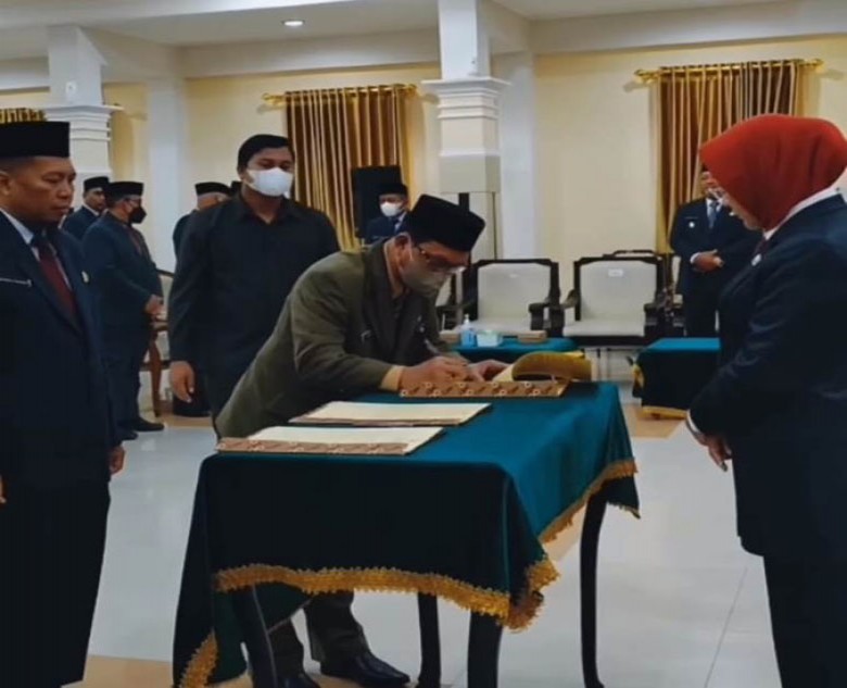 Bupati Berau Resmi Lantik 16 ASN