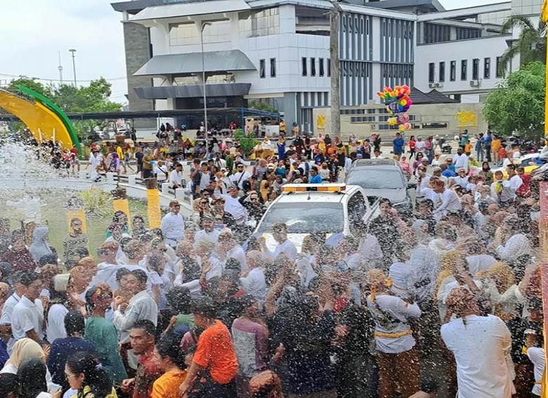 Belimbur Bukan Sekadar Siram-Siraman, Sultan Tegaskan Tata Krama yang Wajib Dipatuhi