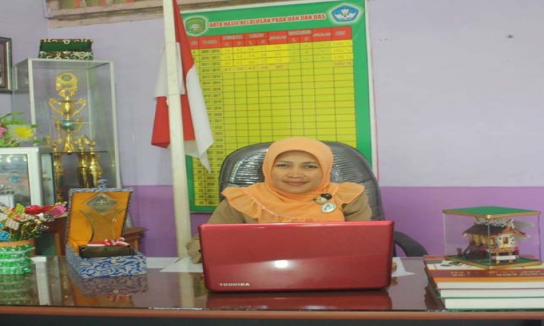 Peringati HPSN, SDN 018 Tenggarong Laksanakan Bersih Lingkungan