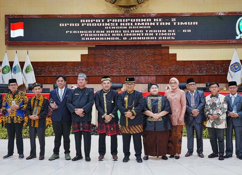 Rapat Paripurna HUT ke-86 Provinsi Kaltim, Pj Gubernur: Kaltim Akan Terus Memberikan Dharma Bhaktinya untuk Indonesia