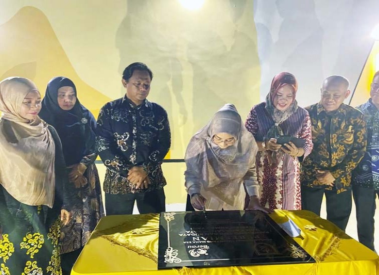 Bupati Berau Resmikan Panggung Seni Budaya, Dukungan untuk Kreativitas dan Pariwisata Lokal