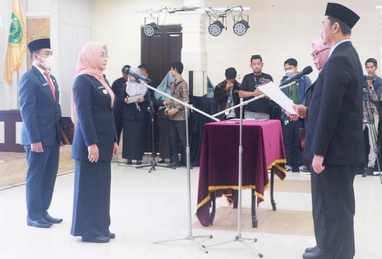 64 Pejabat Berau Resmi Dilantik, Bupati : Fokus Peningkatan Layanan dan Kesejahteraan Masyarakat