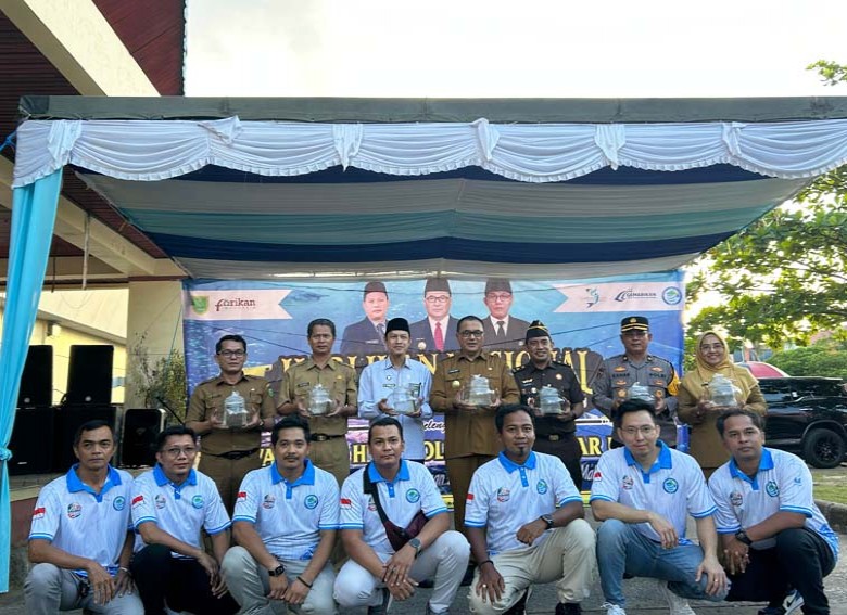 Festival Ikan Hias, Pjs Bupati Nilai Ada Peluang Tingkatkan Kesejahteraan Masyarakat