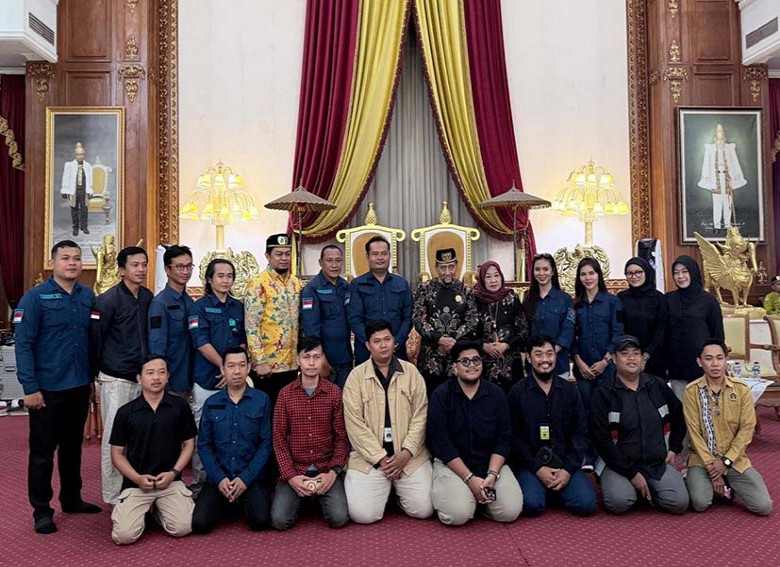 PWI Kukar Sowan ke Sultan Kutai Kartanegara Ing Martadipura, Sultan: Jangan Ada Perselisihan Sesama Kepengurusan