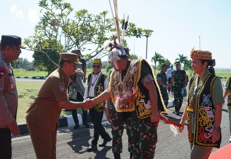 Pj Akmal Sambut Kedatangan KSAD Jenderal TNI Maruli Simanjuntak
