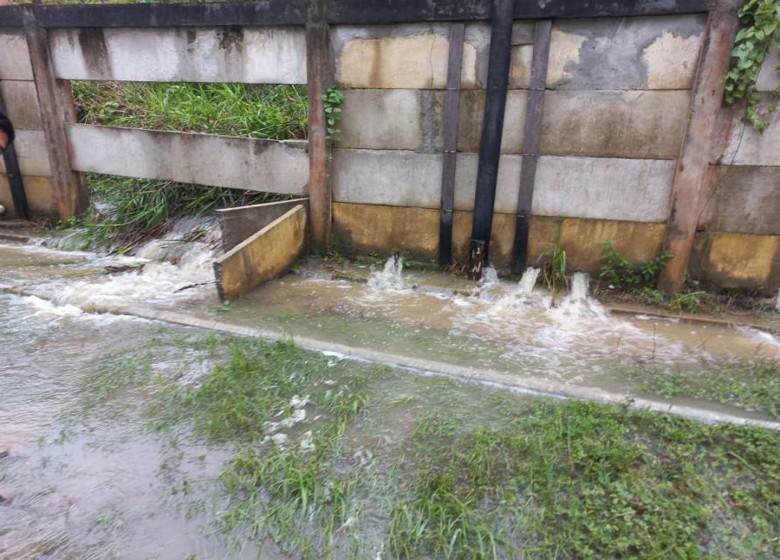 Akibat Curah Hujan Tinggi, RSUD AM Parikesit Terendam Banjir