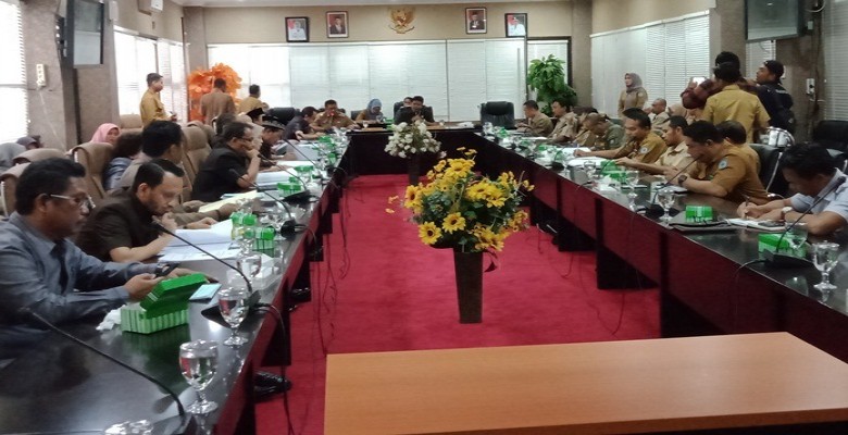 Karaoeke Huppy Pupy Bontang Diduga Jual Miras,  Rustam HS : Kita Welcome Dengan Para Investor,Namun Harus Sesuai Aturan