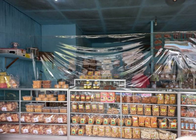 Jelang Lebaran, Penjualan Kue di UMK Center Tenggarong Meningkat