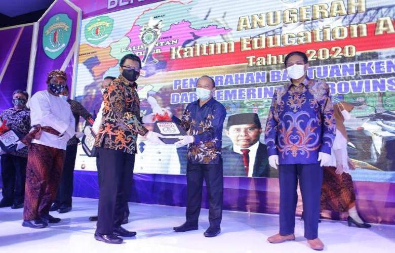 Malam Anugrah Kaltim Education Award , Sa'bani: SDM Kaltim Terus Maju