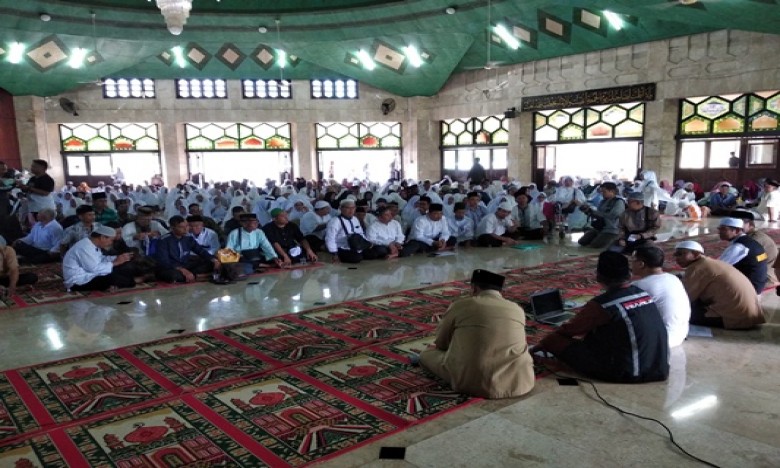604 Calhaj Kukar Ikuti Manasik Haji Massal
