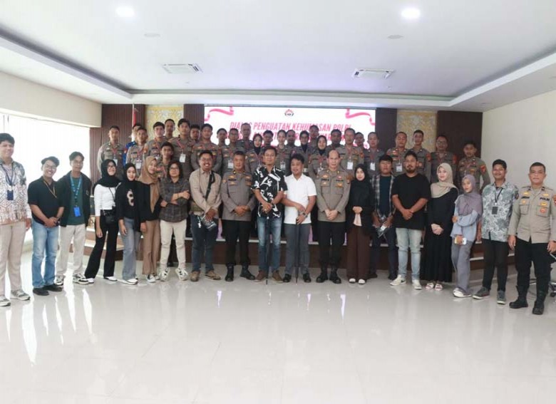 Kabid Humas Polda Kaltim Tekankan Penguatan Kehumasan Polri Bersama Wartawan di Berau
