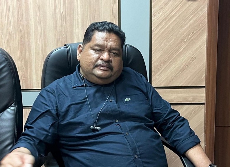 Sekolah Pesisir Kukar Memprihatinkan, Safruddin Minta Penanganan Serius dan Siapkan Beasiswa Mandiri