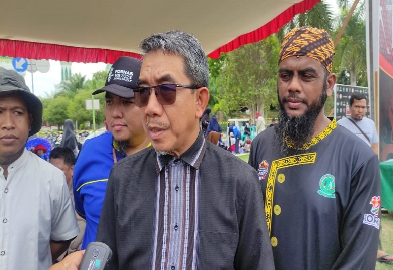Bupati Kutim Komitmen Kembangkan Panahan Tradisional