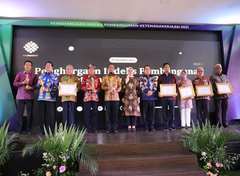 Kaltim Terima Penghargaan IPK dari Kemenaker RI