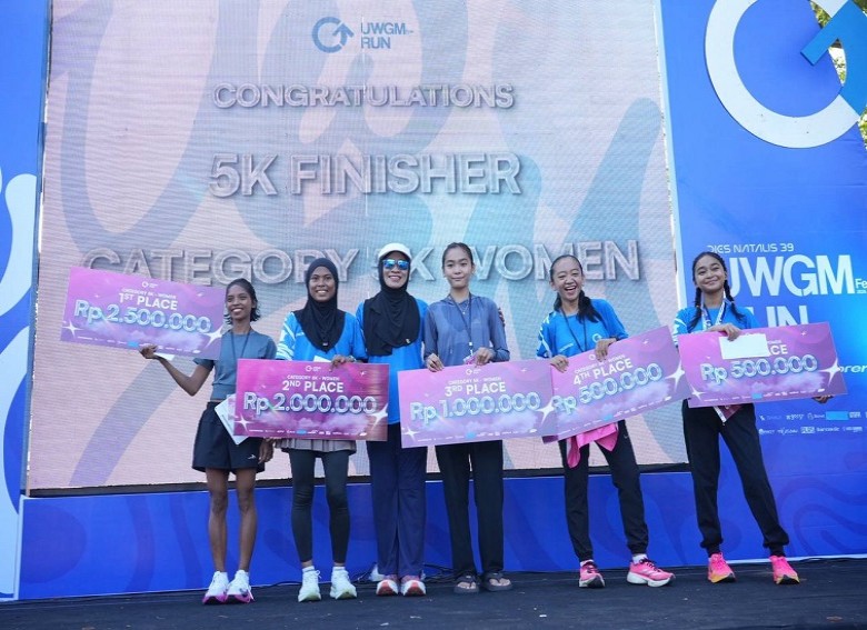 Sekda Sri Lepas Peserta UWGM Run 5K
