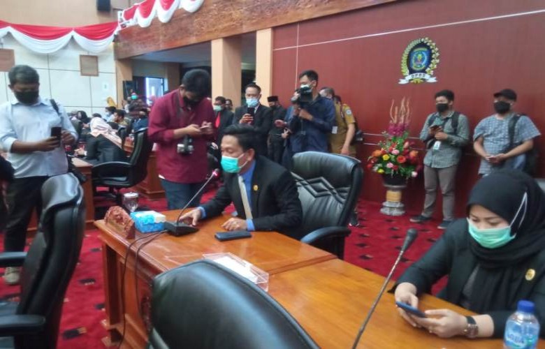 Baktiar Wakkang: Tolong Pemerintah tak Bebankan Persoalan Naker ke DPRD