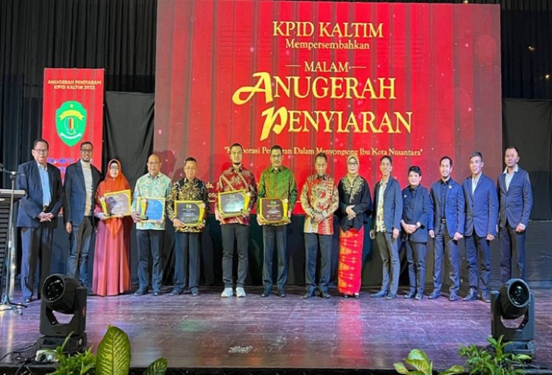 Sekda Sri Hadiri Malam Anugerah Penyiaran KPID Kaltim 2023