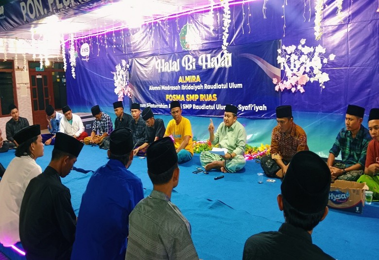 Syaifullah : Tradisi Silaturahmi dan Berbagi Berkah dalam Halal Bihalal
