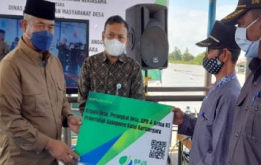 Perkuat Perlindungan Sosial, Pengurus RT di Kukar Dapat Fasilitas BPJS
