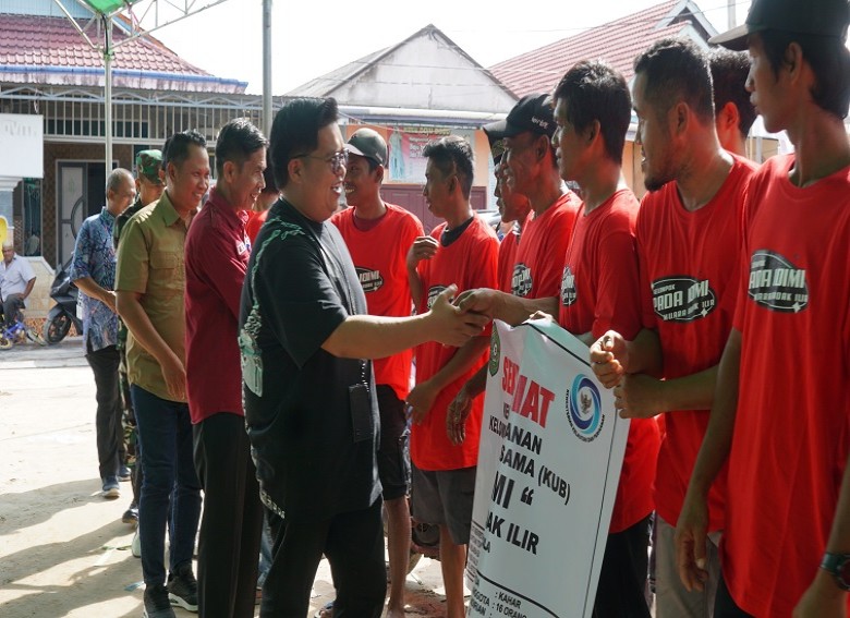 Wabup Kukar Rendi Solihin Pastikan Bantuan untuk Nelayan Terus Dilanjutkan