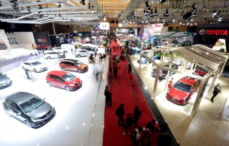 Penjualan Mobil Kembali Tumbuh