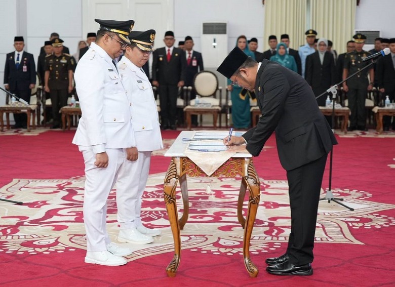 Lantik Bupati dan Wakil Bupati Kukar 2025-2030,Gubernur Rudy: Dapat Amanah Serta Memajukan Rakyat Kukar