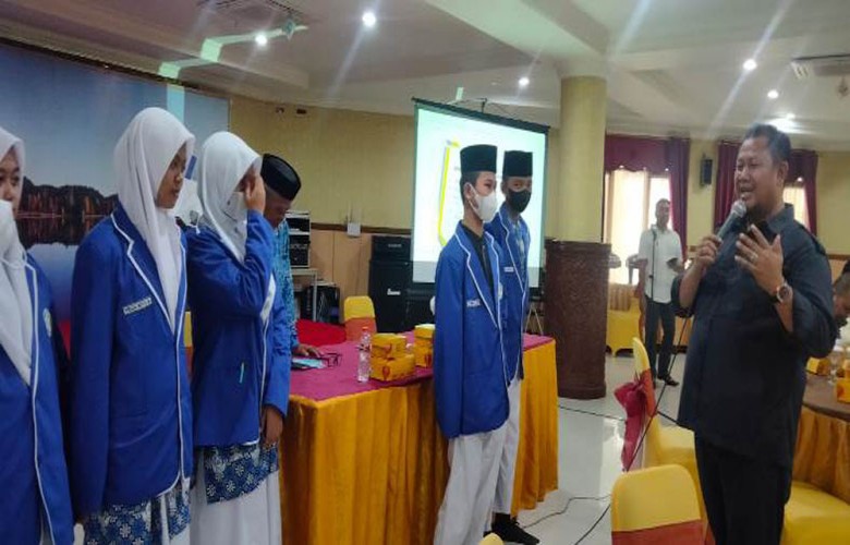 DPRD Kukar Terima Kunjungan SMPI IT ICBS Tenggarong Seberang