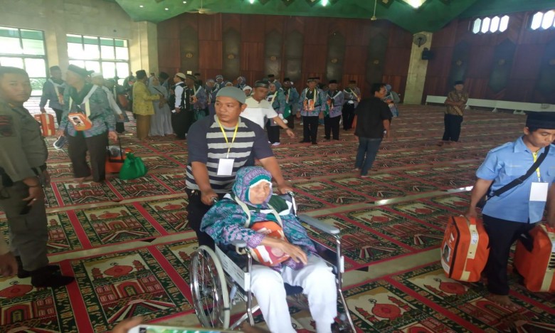 Dua Jemaah Calhaj Klorer 6 Asal Kukar Ditunda Keberangkatannya