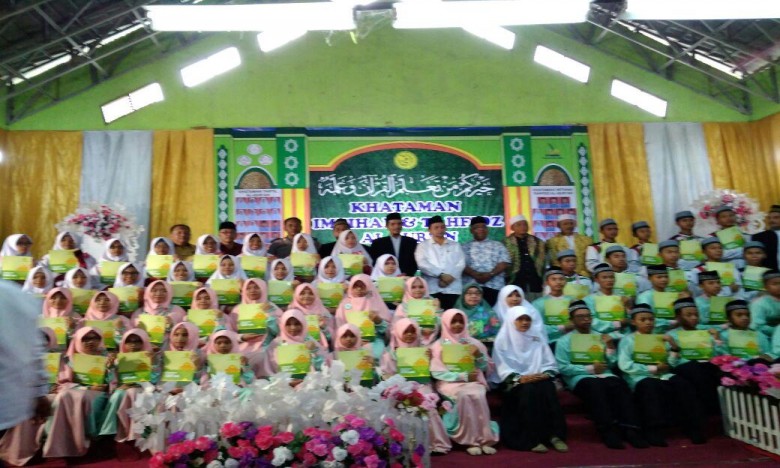 59 Siswa SDIT/SMPIT Insan Cendikia Ikuti Khataman Al Quran