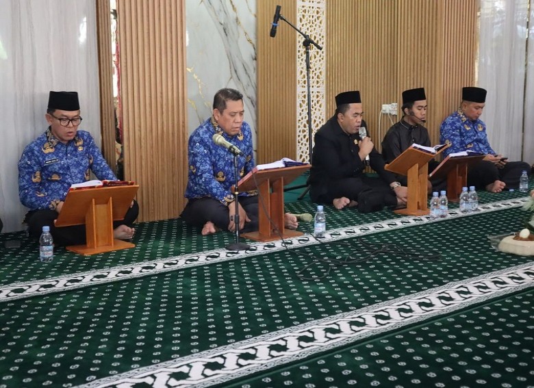 Realisasi Program Gema, Set-DPRD Kukar Gelar Khataman Qur’an, Dirangkai Syukuran Milad Sekwan