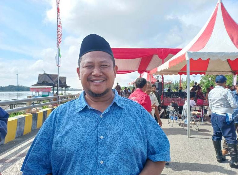 Abdul Rasid Apresiasi Keterlibatan Perusahaan Bangun Taman Kota Tenggarong