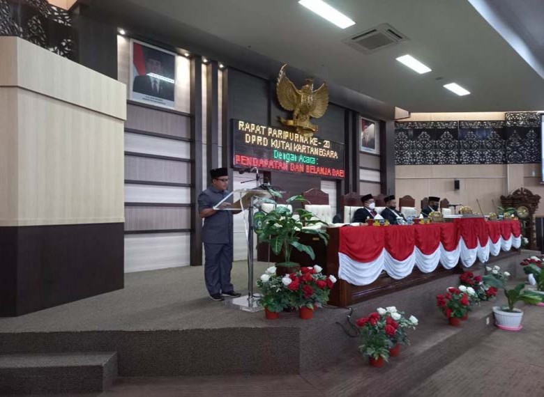 DPRD Kukar Gelar Rapat Paripurna Penyampaian Nota Keuangan Raperda APBD 2022