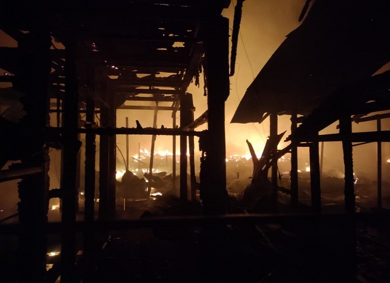 Musibah Kebakaran di Jalan Gunung Belah Tenggarong, 18 Rumah Nyaris Rata Tanah