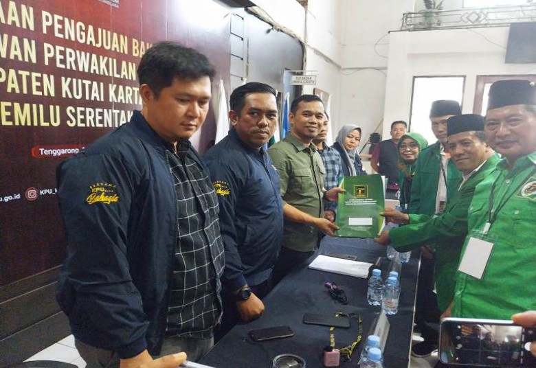 Daftarkan 45 Bacaleg ke KPU, PPP Kukar Optimis Raih 6 Kursi Pileg 2024