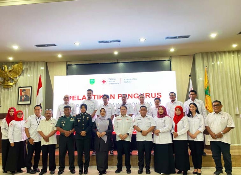 Hadiri Pelantikan Pengurus PMI Berau, Sri Juniarsih : PMI Tingkatkan Layanan Kemanusiaan