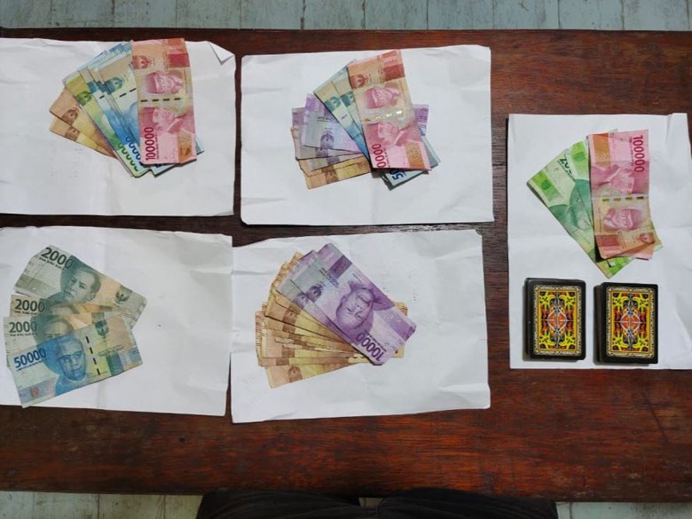 Polisi Ringkus Lima Pelaku Judi di Biduk biduk