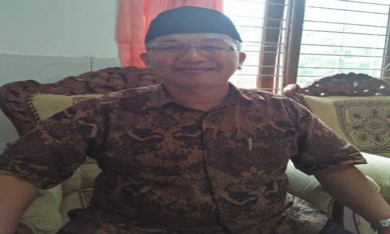 Ambo Prihatin, Penduduknya Banyak Migrasi