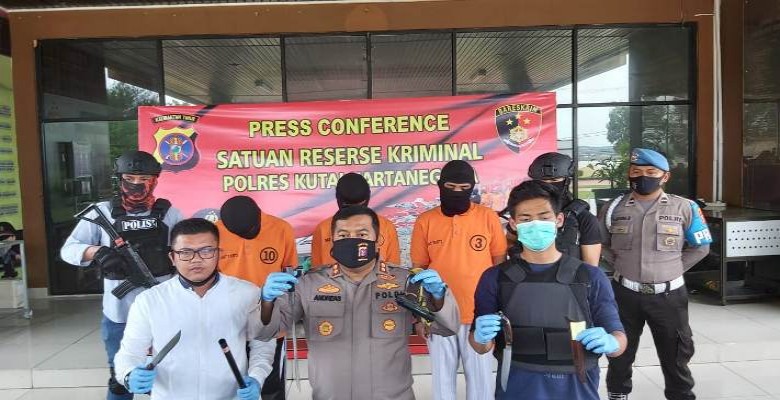 Tiga Pelaku Perampokan Toko Emas di Tenggarong Dibekuk Polisi