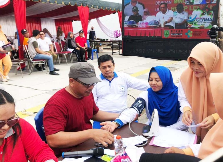 Dinkes Berau Raih Rekor MURI di Acara Mengukur Tenakanan Darah Secara Massal