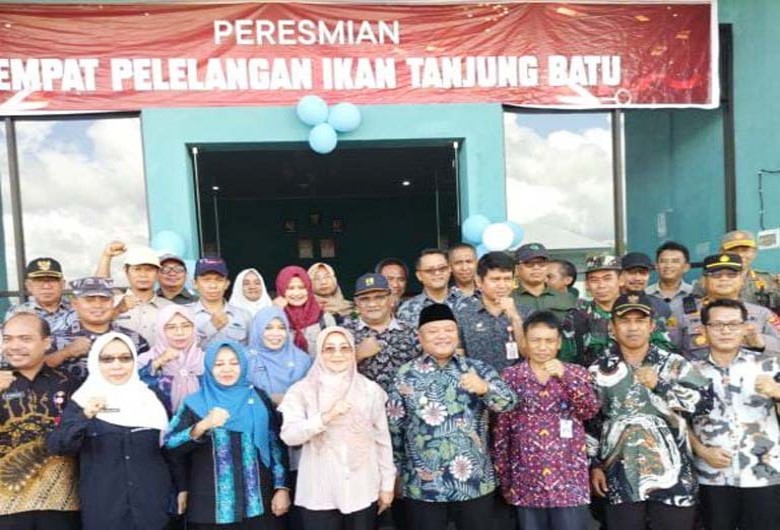 Bupati Berau Resmikan TPI Modern di Kampung Tanjung Batu Pulau Derawan