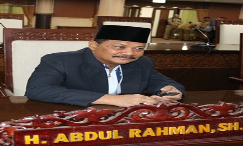 Dewan Kukar Pertanyakan Proyek Pengerukan Sungai Senipah