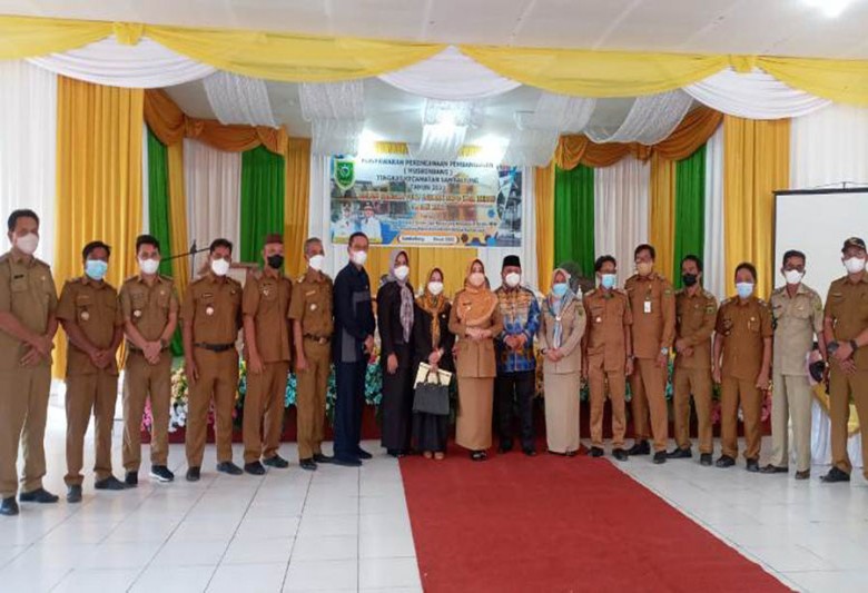 Terkait Permasalahan Sampah, Bupati Tegaskan Harus Selesai Tahun Ini