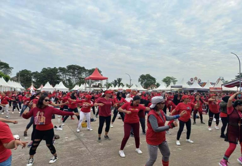Asisten III Setkab Kukar Buka Rangkaian Kegiatan Peringatan HGK PKK ke 51