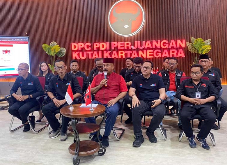 Edi-Rendi Deklarasikan Kemenangan Pilkada Kukar 2024: Unggul Sementara, Progres Real Count Capai 60,61%