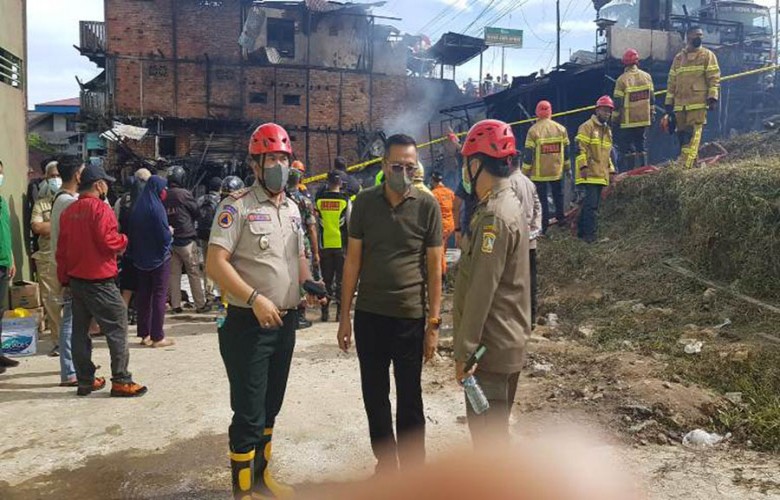 Oddang Tinjau Lokasi Kebakaran, Tampung Keluhan Keterlambatan Distribusi Air PDAM Menuju Lokasi