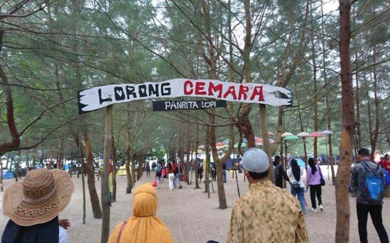 Meningkatkan Ekonomi Masyarakat Melalui Pengembangan Wisata Pantai